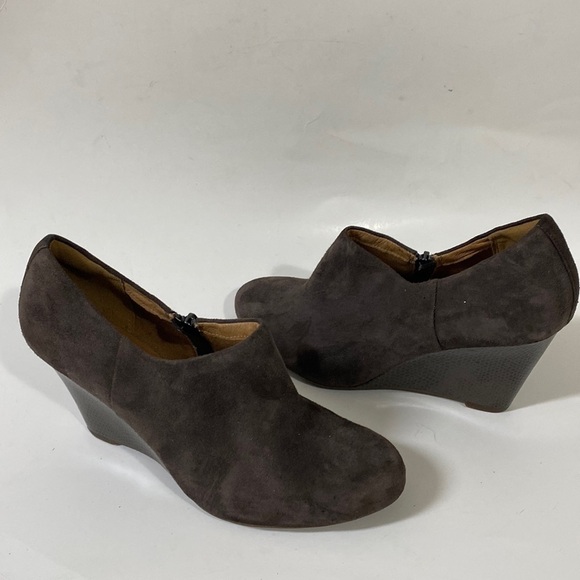 -Clarks leather suede ankle wedge booties women size 8.5M office casual y2k - Picture 1 of 11
